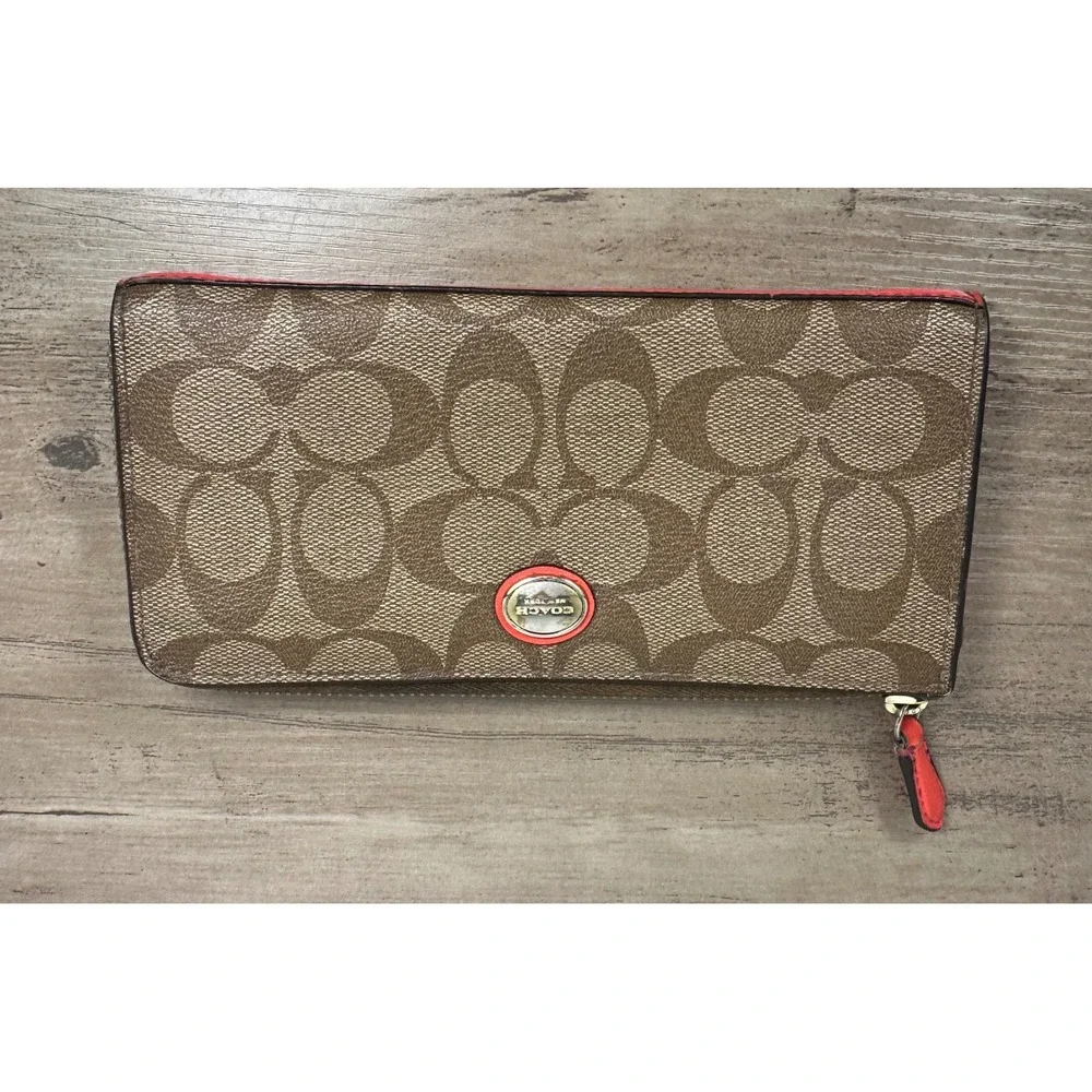 COACH Peyton SIGNATURE C Khaki Pink Salmon Trim ACCORDION ‎ Zipper WALLET CLUTCH